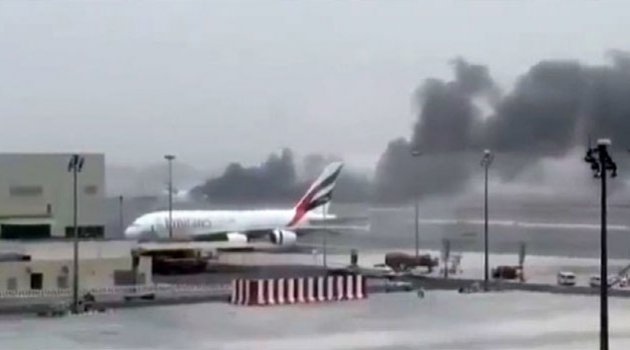 Alev alan yolcu uçağında 5 de Türk yolcu bulunuyor