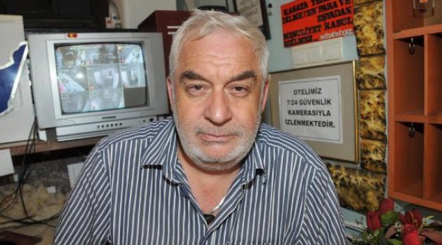Ali İsmail Korkmaz'ın dövüldüğü sokakta, güvenlik kamerasını kapatan polis ve otel sahibine beraat