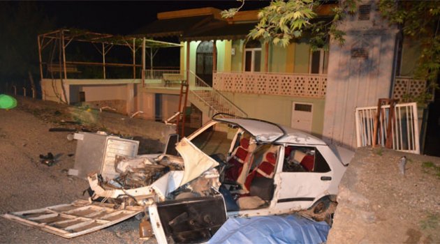 Alkollü sürücü cami duvarına çarptı: 1 ölü, 3 yaralı