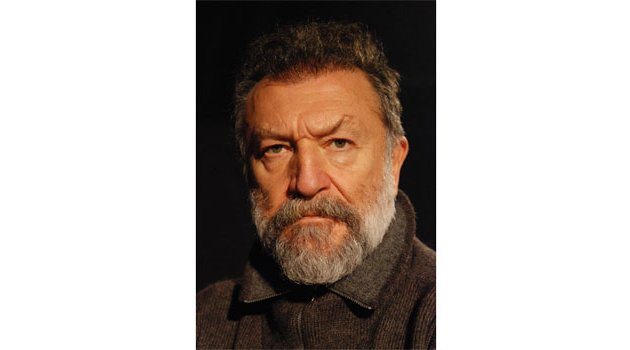 Altın Koza’da ‘Saygı duruşlu’ gösterim önerisi