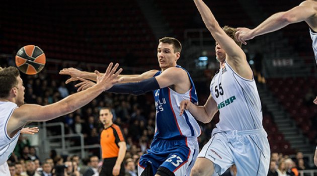 Anadolu Efes'ten kritik galibiyet!