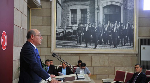 Anız yangınına uydulu ve helikopterli çözüm