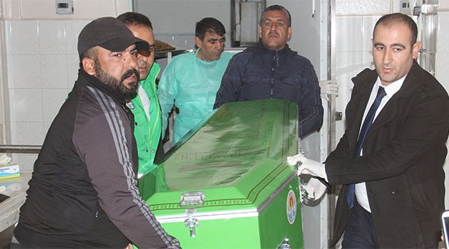 Annesi "Garam" bebeğin cenazesini bırakıp gitti