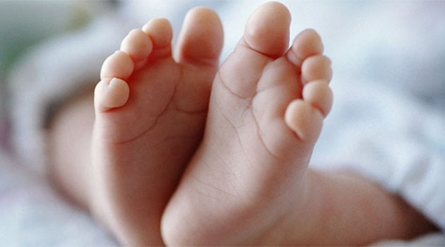 Annesiyle uyuyan 6 aylık bebek uyanamadı