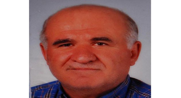 Apartman merdivenlerinde düşüp öldü