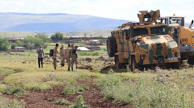 Arazi kavgası kanlı bitti! 5 ölü 2 yaralı