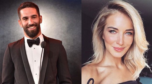 Arda Turan, Burcu Esmersoy'u sildi