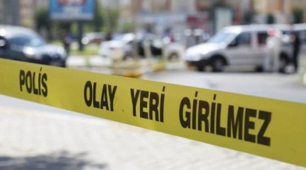 Arkadaşına otomatik tüfekle ateş açtı