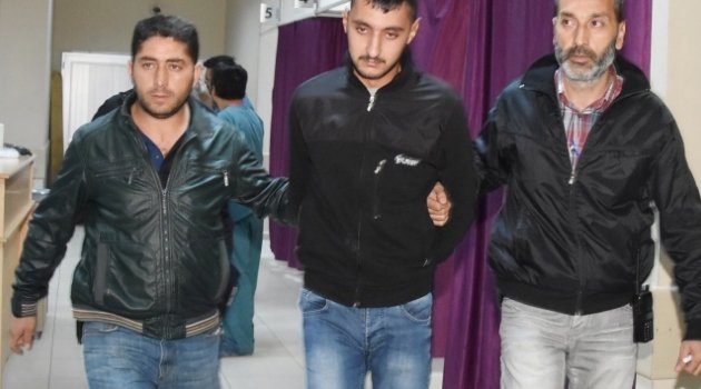 Arkadaşıyla kavga ettiğini sandığı genci vurdu