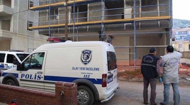 Asansör boşluğuna düşen işçi hayatını kaybetti