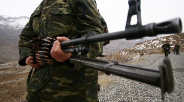 Askere saldırı: 2 şehit, 8 yaralı