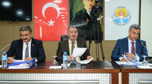 Askeri Dağlı başkan koltuğuna oturdu