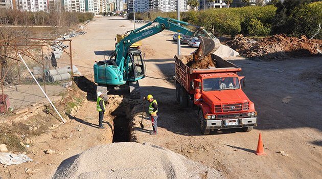 ASKİ hem kırsalda hem şehirde çalışıyor
