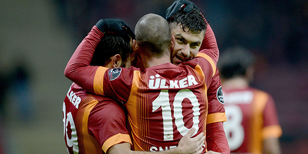 Aslan 10 maçtır yenilmiyor!