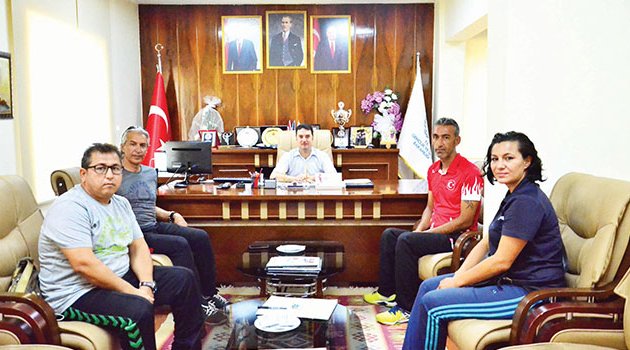 Ataşbak: Adana tenis branşında çıtayı sürekli yukarı çıkartıyor