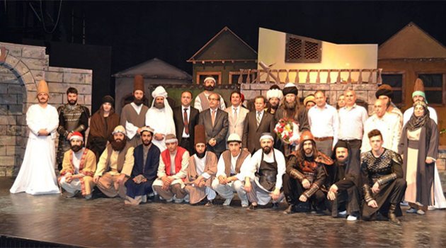 "Ateş-i Aşkın Yolcuları" Adana’da Sahnelendi
