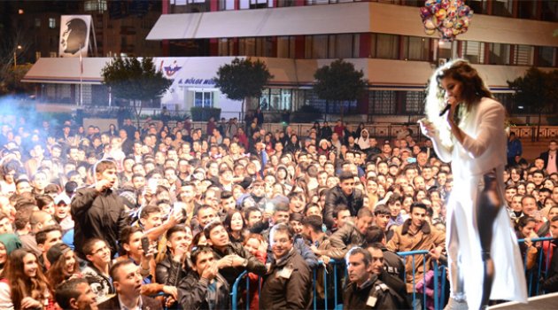 Atiye, Adanalılar ile buluştu