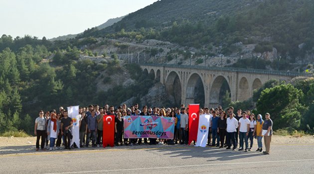 Avrupalı gençler Adana’nın  gönüllü turizm elçisi oldu
