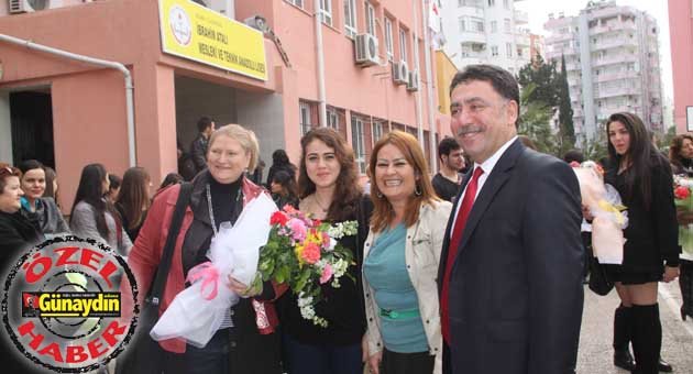 Avrupalı konuklara örnek ev sahipliği