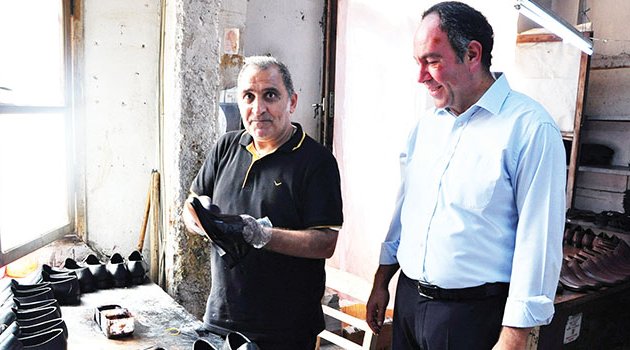 “Ayakkabı işçileri site bekliyor”
