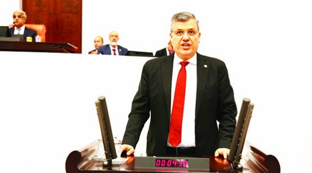 Ayhan Barut, sağlık çalışanlarının sesi oldu