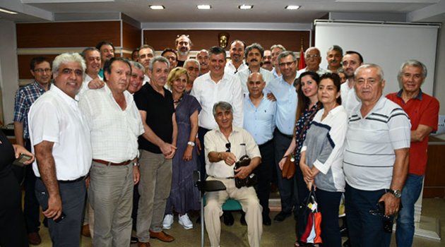 Ayhan Barut'a meslektaşlarından büyük destek