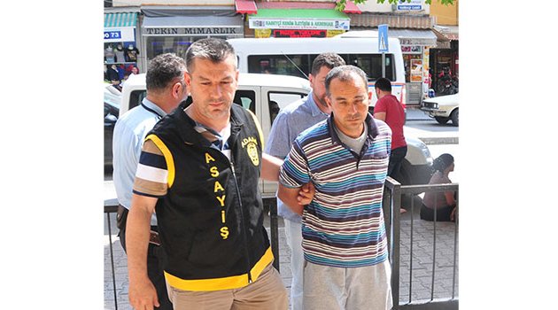 ‘Babamı kardeşime siper olurken öldürdü’