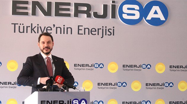 Bakan Albayrak çağrı merkezinde operatörlük yaptı