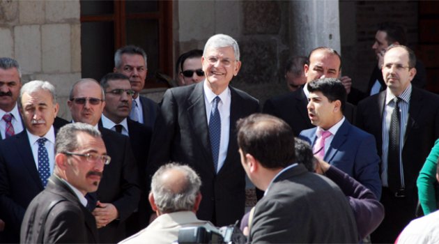Bakan Bozkır, Adana’da esnafı gezdi