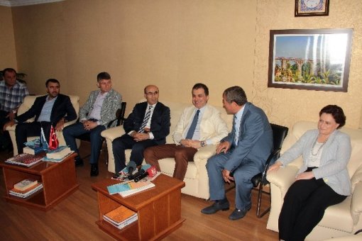 Bakan Çelik’den Türk İş 4. Bölge Temsilciliği’ne Ziyaret
