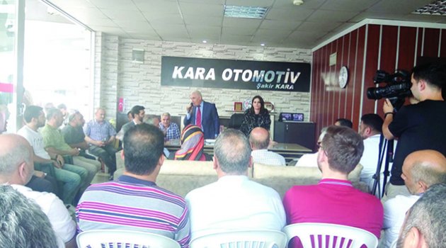 Bakan Sarıeroğlu Oto Center esnafının sorunlarını dinledi