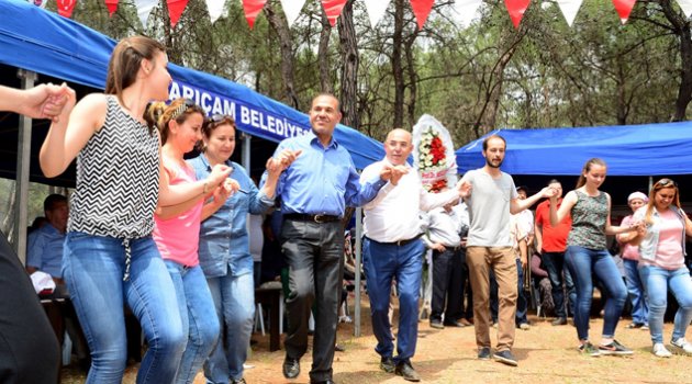 Balkan Türkleri Hıdrellez Şenliği’nde coştu