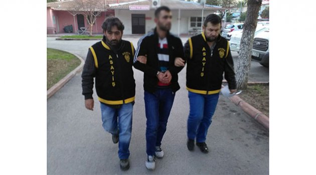Banka soymak isterken suçüstü yakalandı