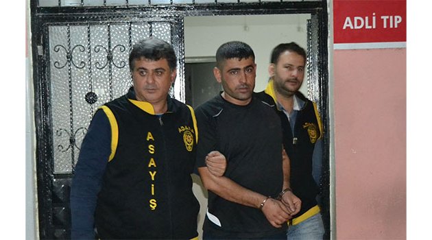 Bar çıkışı 1’i ağır 3 kişiyi yaralayan zanlı yakalandı