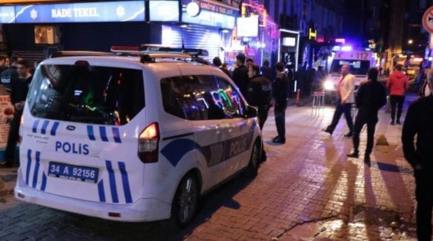 Bardaki gençlerin kavgasında kazara vuruldular