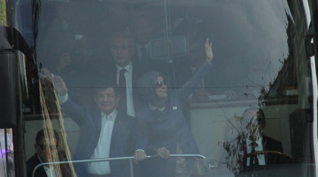 Başbakan Davutoğlu Adana'da