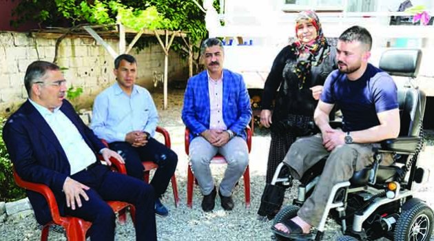 Başkan Çelikcan, Afrin Gazisi Türkmen’i ziyaret etti