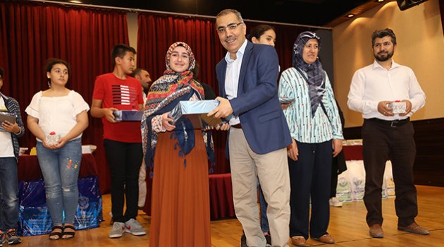 Başkan Çelikcan’dan eğitime destek