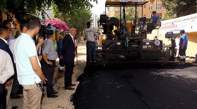 Başkan Karalar asfalt çalışmalarını denetledi