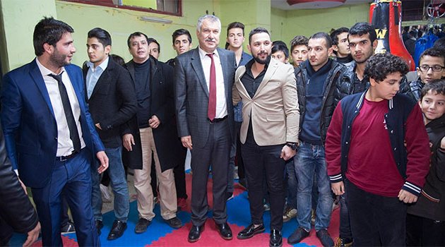 Başkan Karalar: "Gençlere güvencim var"