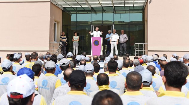Başkan Karalar, işçilerin bayramını kutladı