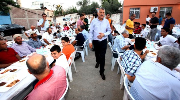 Başkan Karalar, Yolgeçen sakinleriyle iftarda buluştu
