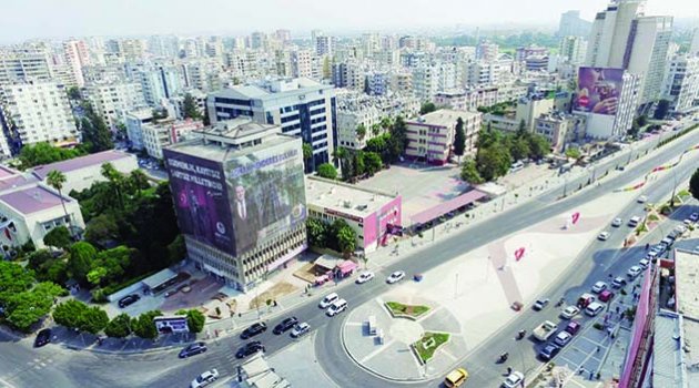 Başkan Sözlü’den yeni kent meydanı hamlesi
