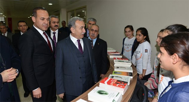 “Bayrak” şairi Arif Nihat Asya’yı anma etkinliği
