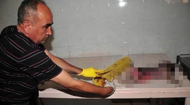 Bebeğini sulama kanalına atan anneye beraat