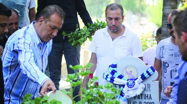 Bekir Çınar kabri başında anıldı