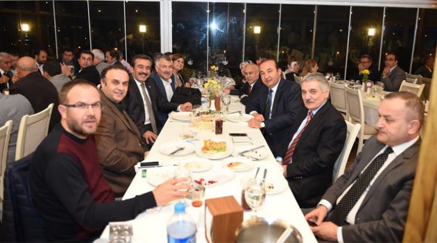 Belediye Başkanları, Karalar’ın yemeğinde buluştu