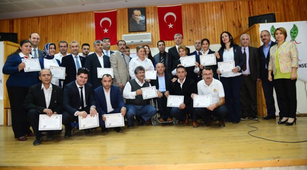 Belediye otobüs şoförleri sertifikalarını aldı