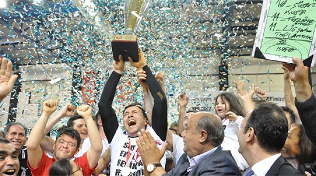 Beşiktaş kupasını aldı!