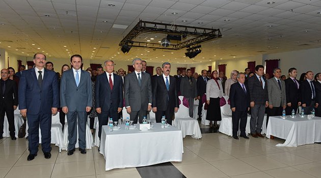 ‘Beyaz Bayrak’ ve ‘Beslenme Dostu Okul Programı’nda 107 okula ödül verildi